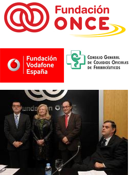 Logotipos de Fundación ONCE, Fundación Vodafone España y Consejo General de Colegios Oficiales de Farmacéuticos y foto de familia con José Luis Martínez Donoso, Ana Aliaga, Santiago Moreno y Jesús Hernández. Medicamento accesible plus