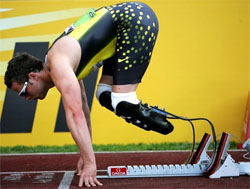 Otra modalidad de atletismo, las carreras con prótesis en las piernas