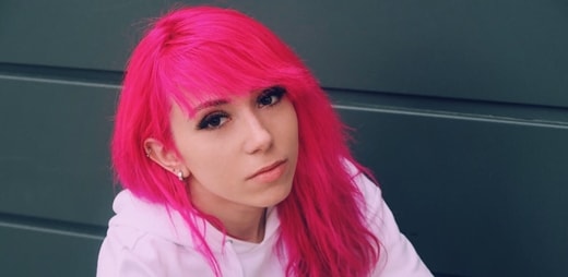 Fotografía de Ely Shuri, youtuber que asistirá al Congreso de tecnología y turismo
