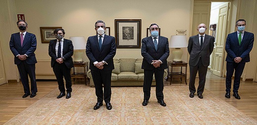 Foto familia del convenio El Corte Inglés y Fundación Once