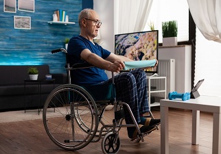 Un hombre Adulto en silla de ruedas (Fuente: Servimedia)