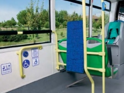 plataforma central para sillas de ruedas autobus