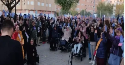 Concentración cívica contra la violencia machista, para denunciar las múltiples violencias a las que están expuestas las mujeres con discapacidad.