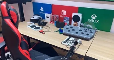 mesa adaptada de videojuegos de Fundación ONCE