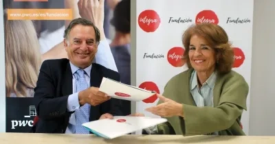 Firma del acuerdo entre los máximos dirigentes de ambas entidades