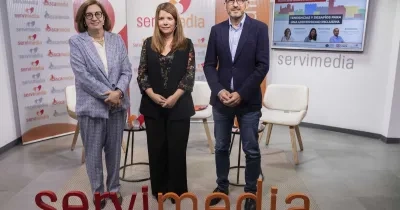 Participantes en el diálogo sobre tendencias para una universidad inclusiva en Servimedia