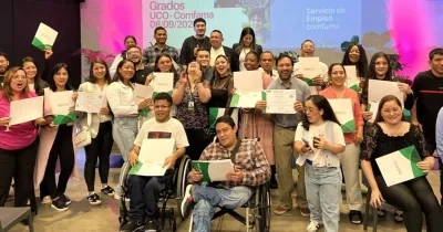 Los alumnos de la Universidad Católica del Oriente de Colombia, al recoger sus diplomas
