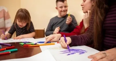 Niños en un centro de educación especial (Fuente: Servimedia)