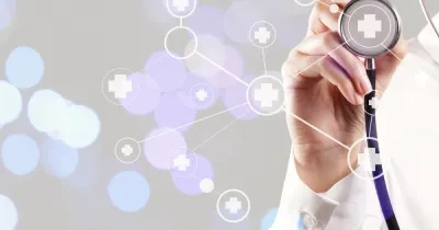 Médico inteligente mano mostrando red con la exposición bokeh como