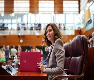 La presidenta en funciones de la Comunidad de Madrid, Isabel Díaz Ayuso, durante su intervención en la Asamblea Autonómica (Fuente: Comunidad de Madrid)