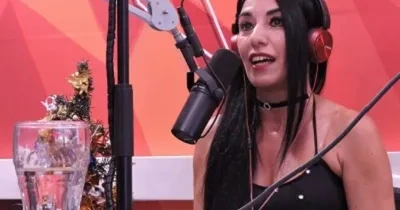 La Dra Karina Vimonte (Argentina) y autora del artículo Modelo Convivencia de la Discapacidad desde los Medios de Comunicación", en un programa de radio (Fuente: FUNDACION CODIS)