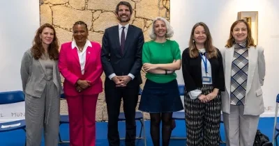 Todas las representantes principales del programa EMPOWER junto a Ernest Urtasun y la ministra de cultura de Brasil