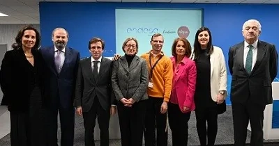 Momento de la presentación de la octava edición de Cambiando Vidas, son todos los participantes, entre ellos el alcalde de Madrid, José Luis Martínez-Almeida (Fuente: Fundación Integra)