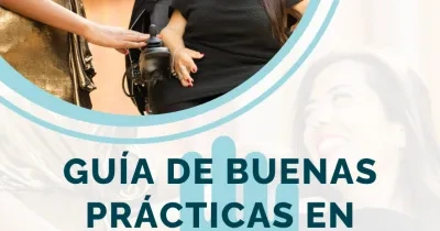 portada de la guía con el titulo una foto de una asistente personal y una persona en silla de ruedas