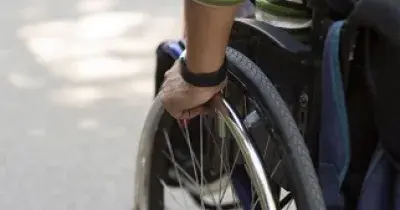 Una persona en silla de ruedas (Fuente: Servimedia)