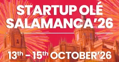 Cartel promocional de Startup Olé Salamanca 2026. La imagen muestra la Catedral de Salamanca con un fondo en tonos rojos y anaranjados, acompañado de fuegos artificiales. En la parte superior aparece el texto “STARTUP OLÉ SALAMANCA ’26” y, en la parte inferior, las fechas “13th – 15th OCTOBER ’26”. La composición destaca el carácter innovador e internacional del evento.