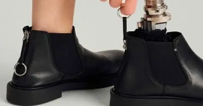 Unos botines adaptados a una prótesis (Fuente: Zalando)