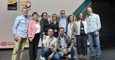 Toda la junta directiva de la CNSE en el acto de presentación