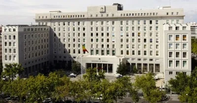 Sede del Ministerio de Defensa, fachada exterior