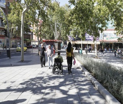 Uno de los tramos mejorados de la Calle Alcalá, accesible para personas con discapacidad (Fuente: Ayuntamiento de Madrid)