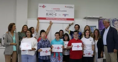 Fundación Prodis durante el levantamiento de la recaudación obtenida en la primera edición.