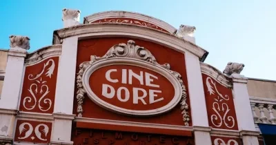 Fachada exterior del Cine Doré