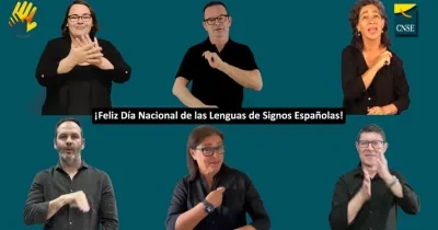 personas hablando en lengua de signos