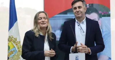 Alcalde de San Pedro del Pinatar y directora Inserta Empleo en la firma del convenio