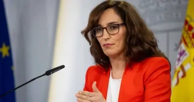 La ministra de Sanidad, Mónica García