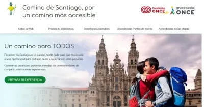 Pantallazo de la página web en la que se ve a dos jóvenes peregrinos abrazándose