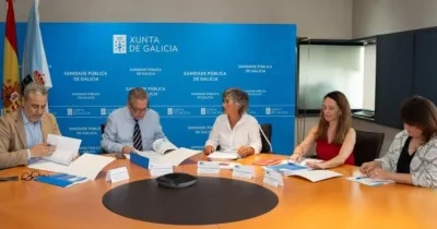 reunión de representantes de la Xunta de Galicia con los representantes de la Federación de Autismo de Galicia en la sede de la Xunta