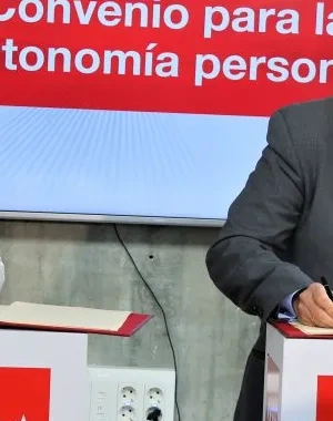 Firma entre la Comunidad de Madrid y Plena Inclusión