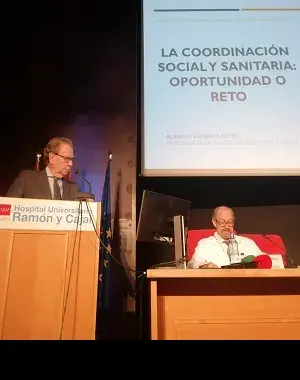 Momento de la Jornada durante la intervención de Jesús María Aranaz y Alberto Giménez Artés (Fuente: Fundación Economía y Salud)