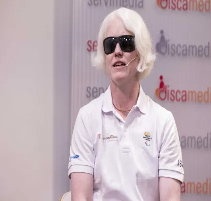 La atleta paralímpica Marta Arce durante el diálogo, Foto de Servimedia/Jorge Villa