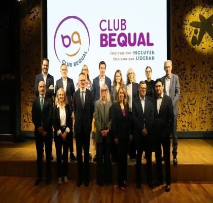 Asistentes al acto de presentación del Club Bequal