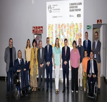 Los participantes y directivos de Fundación ONCE en la presentación de la Bienal