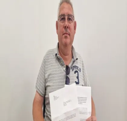 Noé con su carta al ayuntamiento