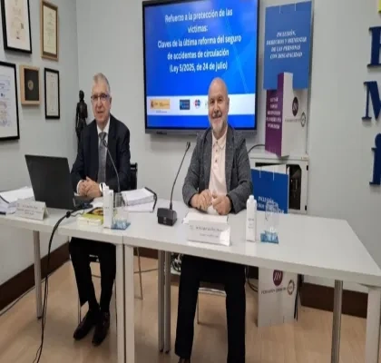 José Pérez Tirado (a la izquierda en la imagen) y Luis Cayo Pérez Bueno
