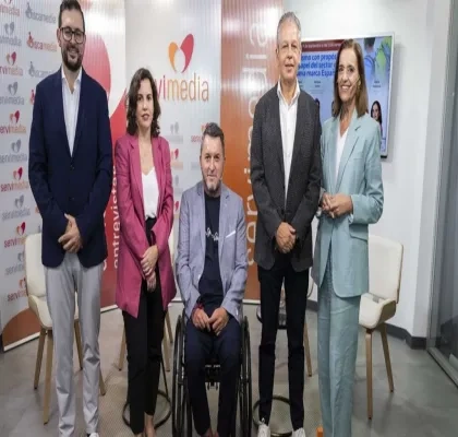 Los expertos, en el encuentro sobre Turismo en Servimedia