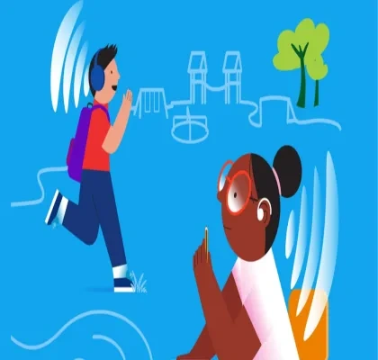 Un dibujo de una niña con discapacidad auditiva sentada en un pupitre y un niño escuchando los cascos con música por la calle