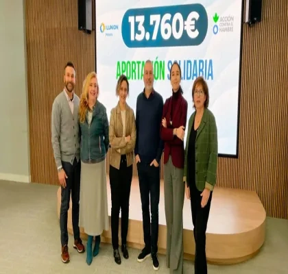 Foto de Familia de ILUNION Hotels y Acción contra el Hambre