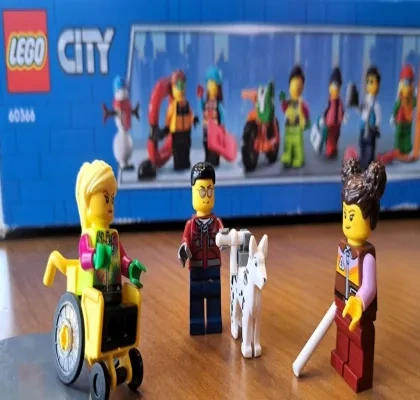 Figuras de Lego con discapacidad, incorporadas por la empresa en los últimos años