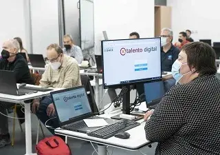 Reunión en Por Talento digital