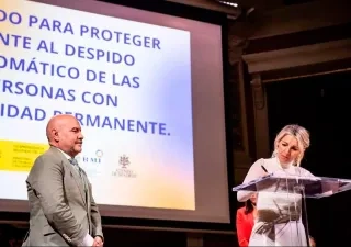 La ministra de Trabajo y Economía Social, Yolanda Díaz, en un acto con el Cermi