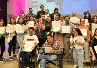 Los alumnos de la Universidad Católica del Oriente de Colombia, al recoger sus diplomas