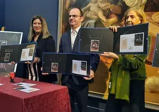 acto de presentación del sello