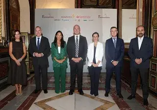 Momento de la presentación de Fundamentales, con la presencia de los representantes de la diferentes organizaciones que lo forman (Fuente: AstraZeneca)