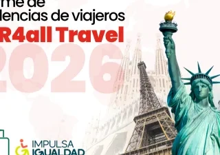 Portada del informe “Tendencias de viajeros TUR4all Travel 2026”. Sobre un fondo claro con un mapa del mundo difuminado, aparecen varios monumentos emblemáticos: la Estatua de la Libertad en primer plano, la Torre Eiffel, la Sagrada Familia y la Torre de Pisa. El número “2026” destaca en gran tamaño y color rosa claro. En la parte inferior se muestran los logotipos de TUR4all e Impulsa Igualdad.