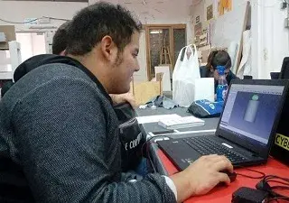 Profesionales recibiendo autoformación online sobre discapacidad intelectual (Fuente: Plena Inclusión España)