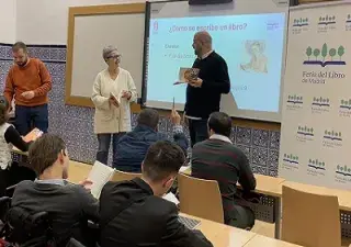 Acto sobre la promoción de la lectura a personas con discapacidad (Fuente: Feria del Libro de Madrid)
